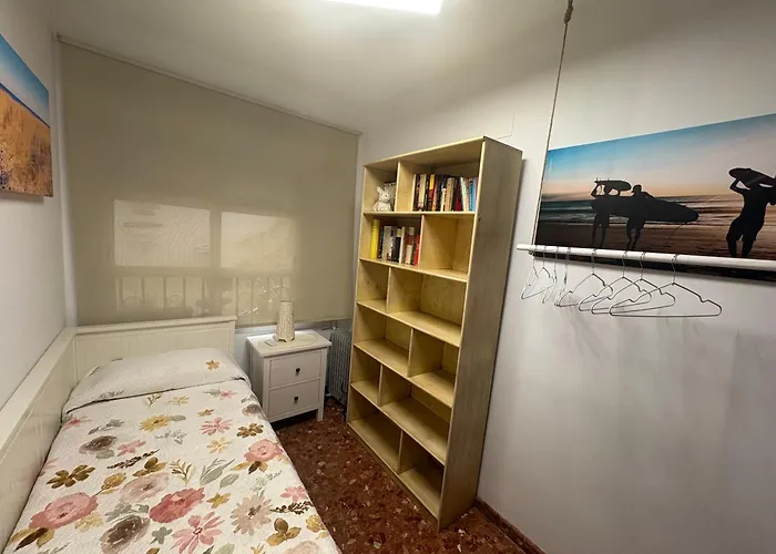 Lovely Apartment Near The Beach & City Of Arts And Sciences